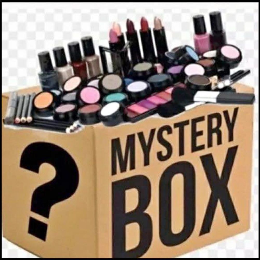 MAKEUP MYSTERY BOX.  You find mascara, foundation, concealer, lipstick 15-20item